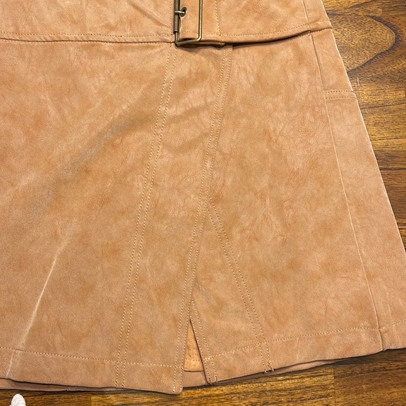 NWT Free People Leather skirt with belt size 6 - Picture 9 of 9